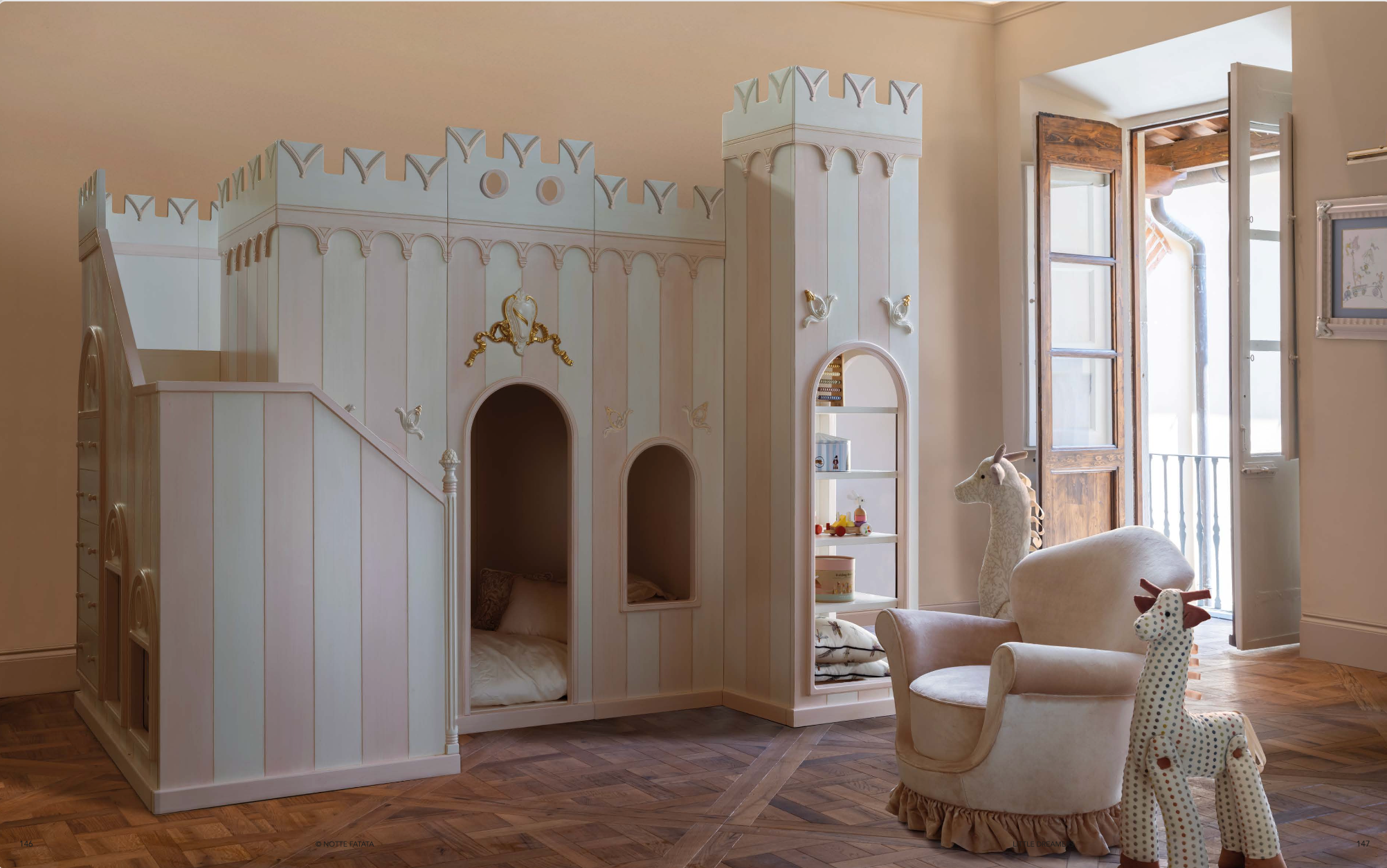 Notte Fatata Castle Bunk Bed