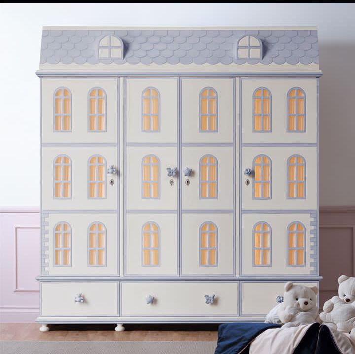 Dollhouse Wardrobe by Notte Fatata