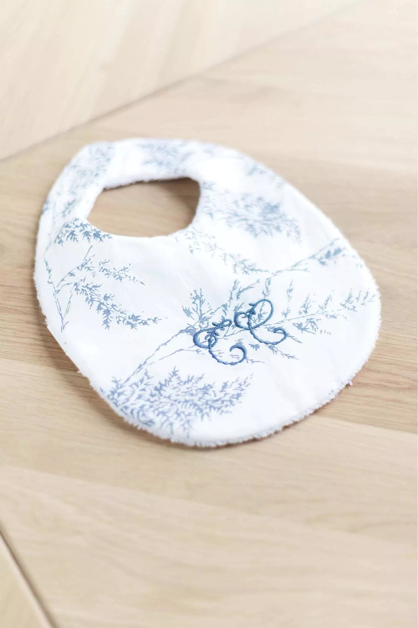 Bib Feuillage by Tartine et Chocolat