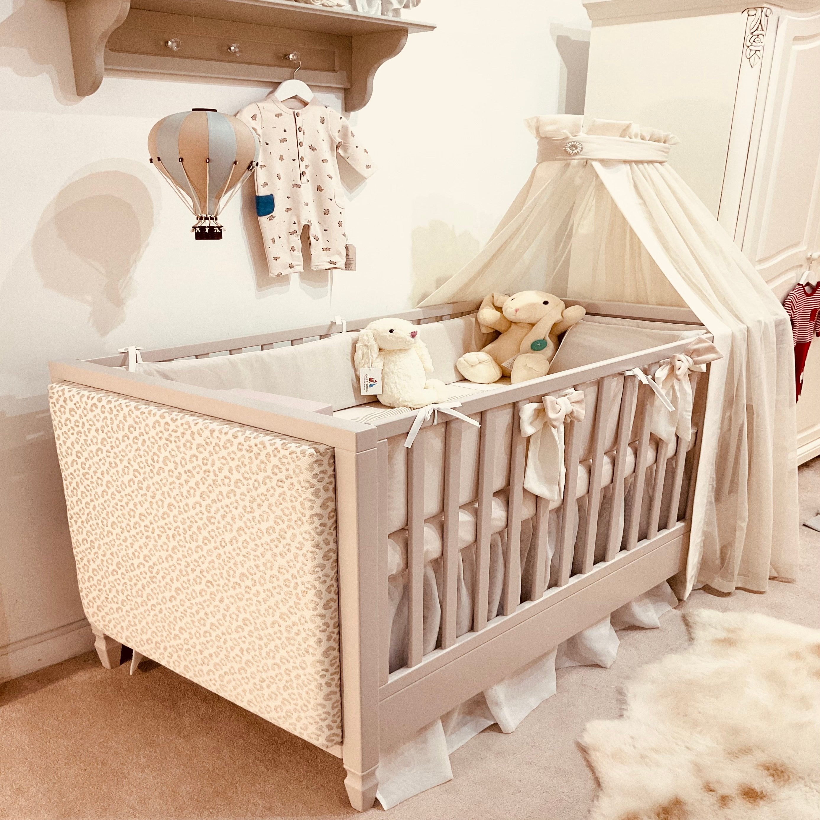 Savannah Luxury Cot Bed Luxury Baby Cots The Baby Cot Shop Chelsea