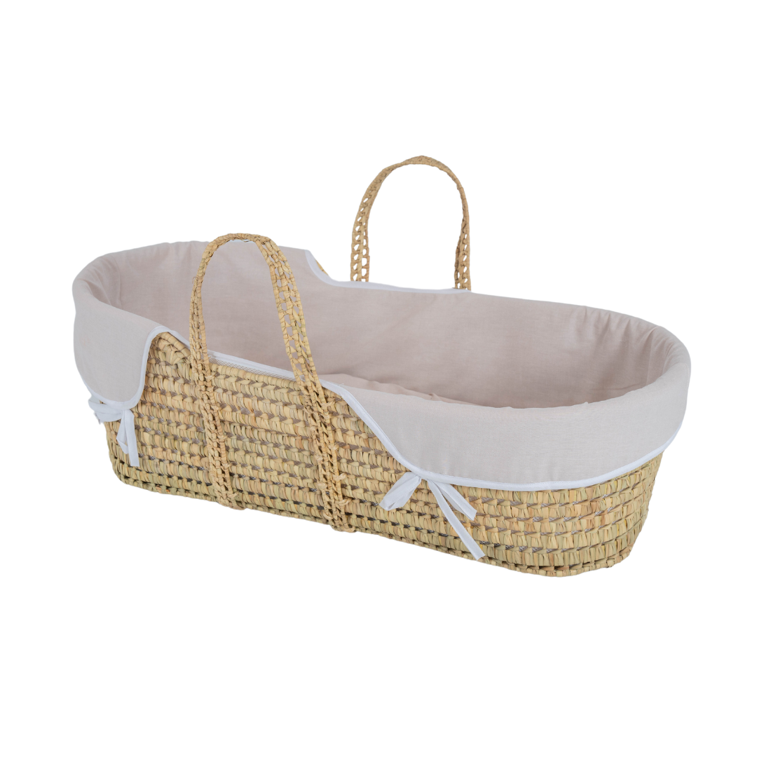 luxury moses basket with linen bedding