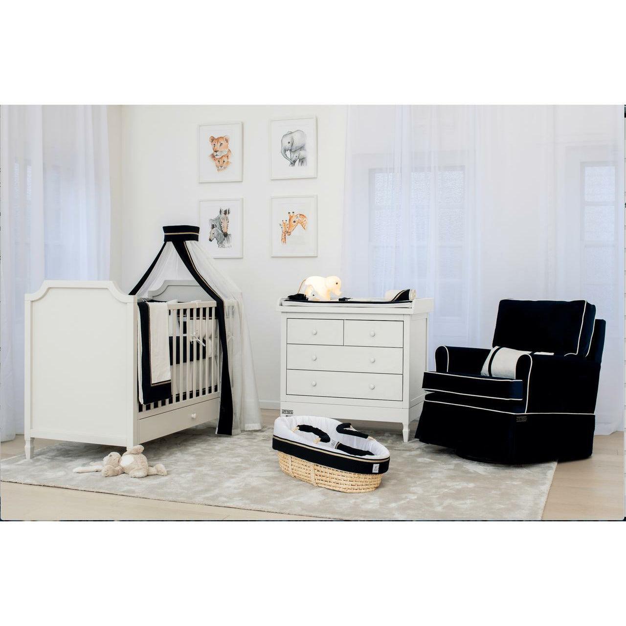 Luxury-Nursery-Room-Set